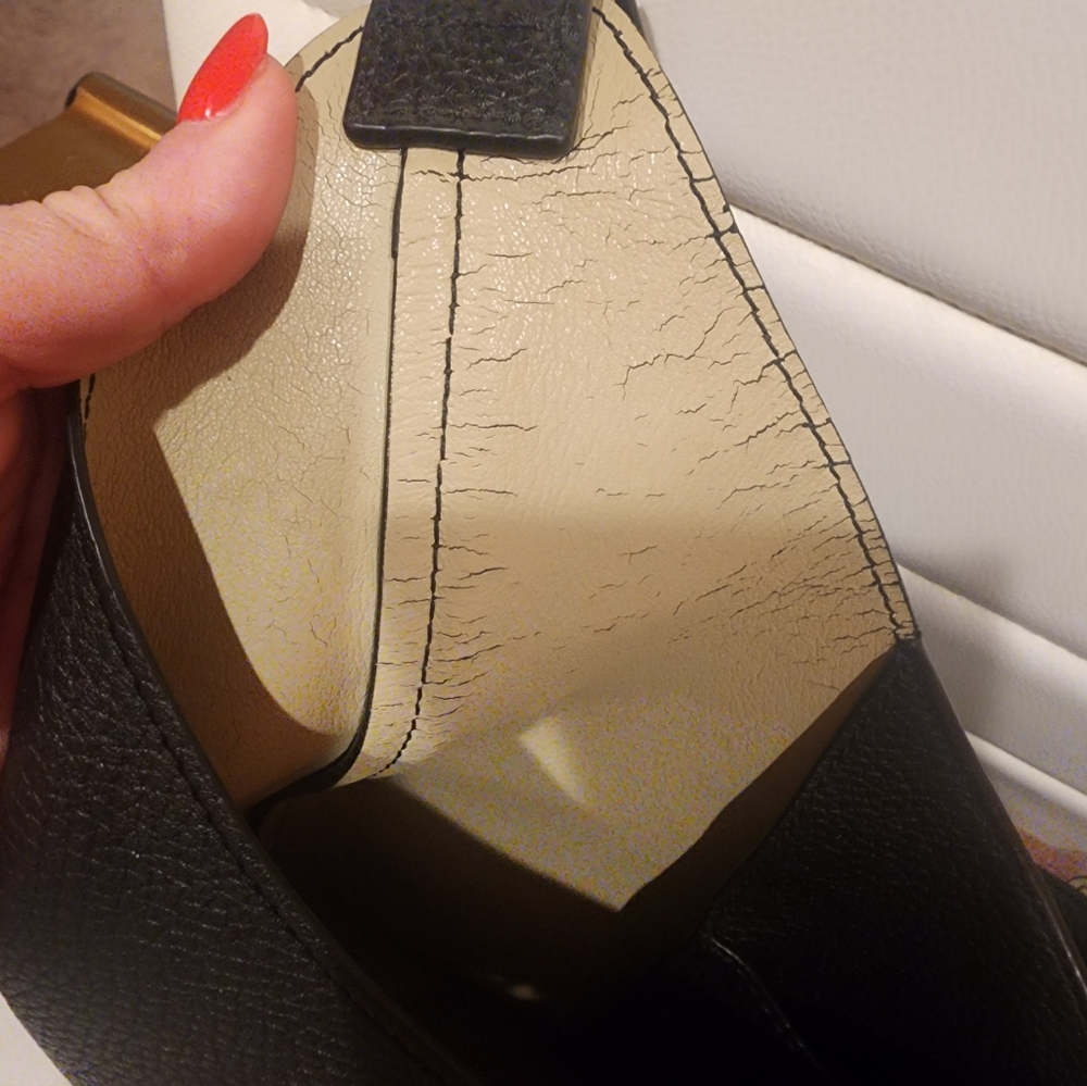 Tory Burch Perry Hobo - Beautiful Black, Cream Interior (Dust Bag!) - Picture 9 of 9